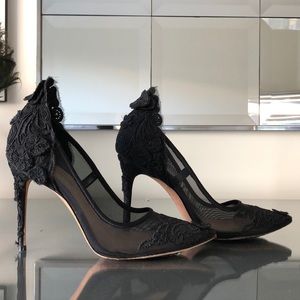 Vince Camuto Lace Pump
